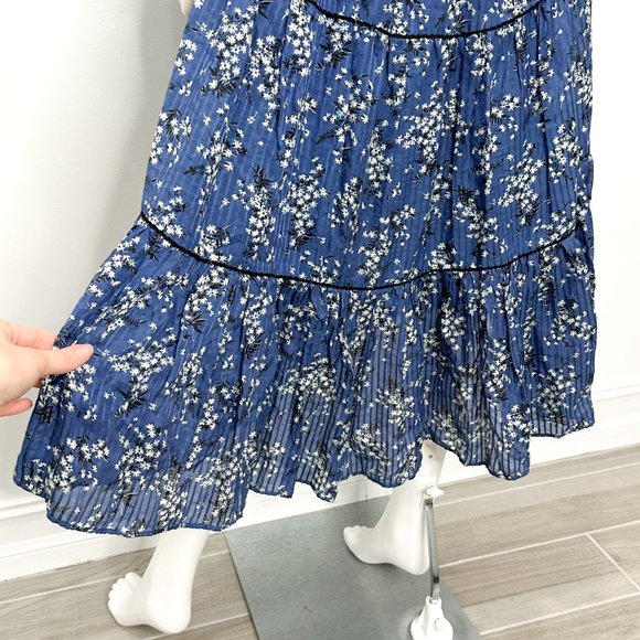 Ulla Johnson Floral Print Joan Gathered Jacquard Midi Dress in Cornflower Blue - Picture 14 of 17